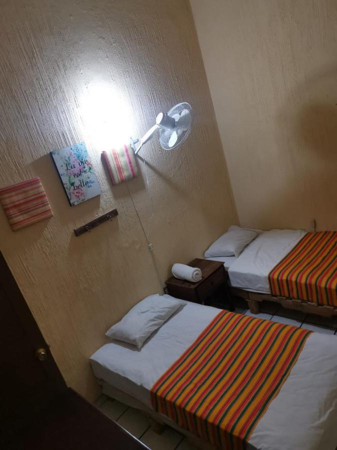 Hostal Guadalajara Dış mekan fotoğraf