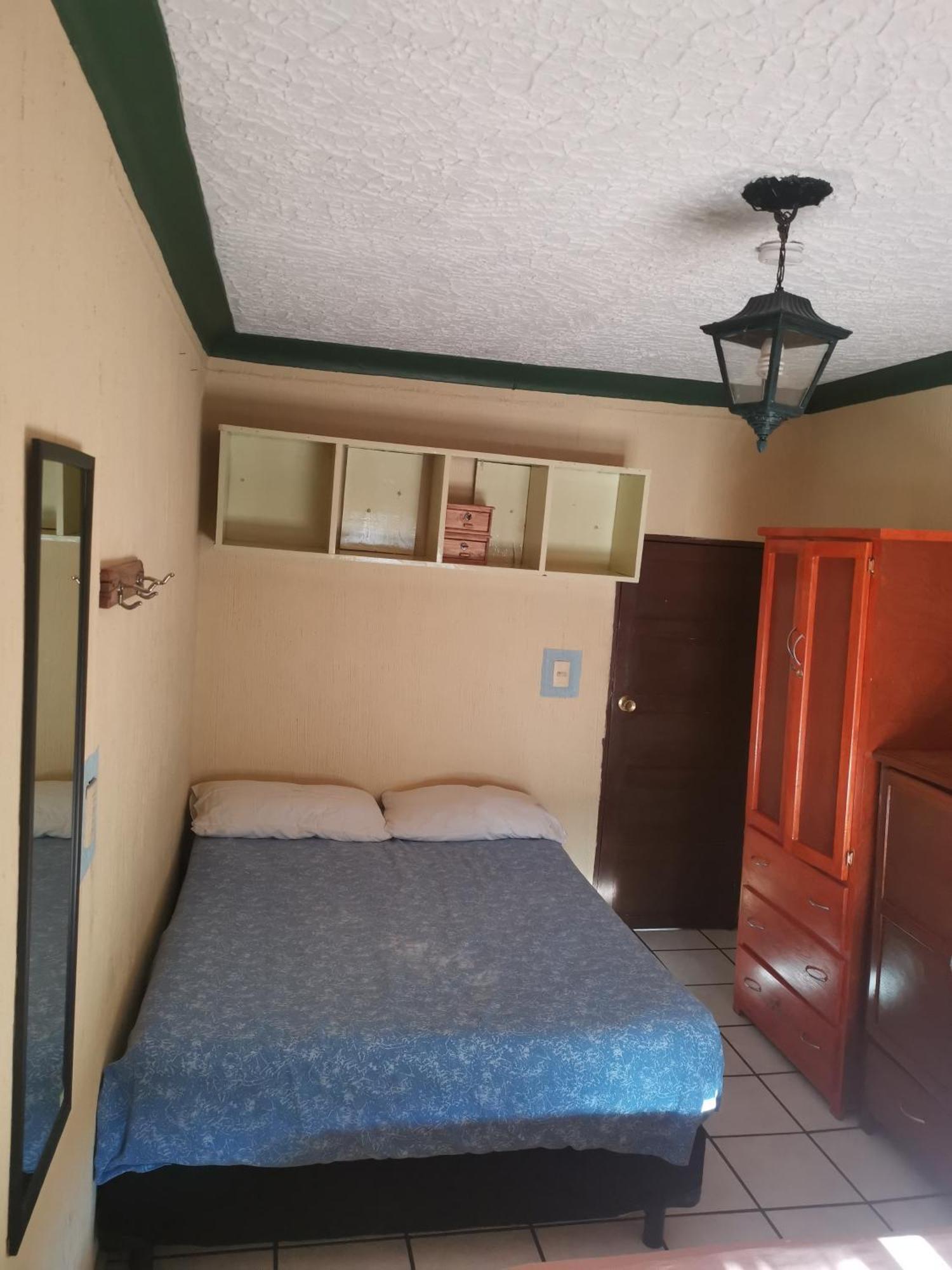 Hostal Guadalajara Dış mekan fotoğraf